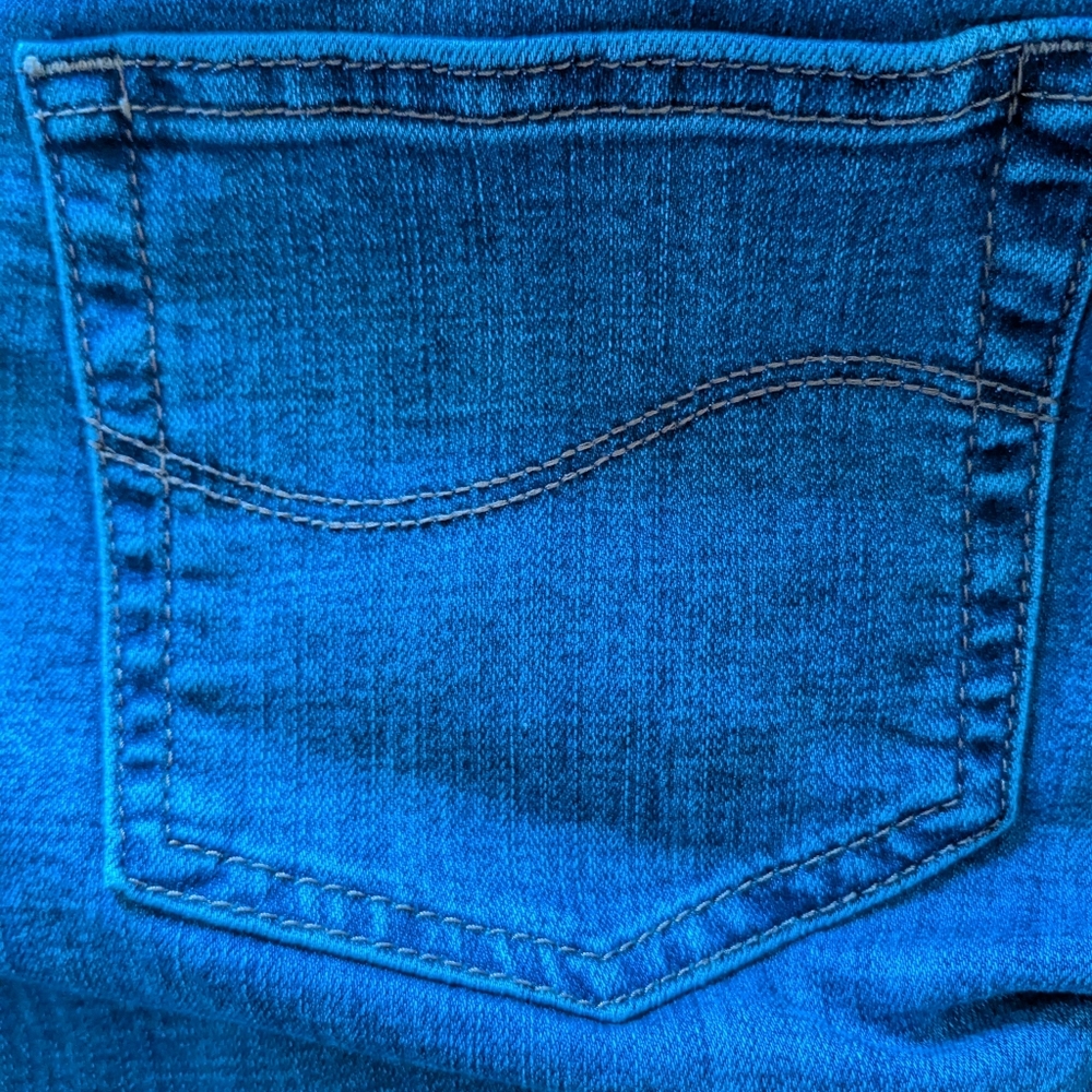 Women's plus size jeans - Picture 4 of 4